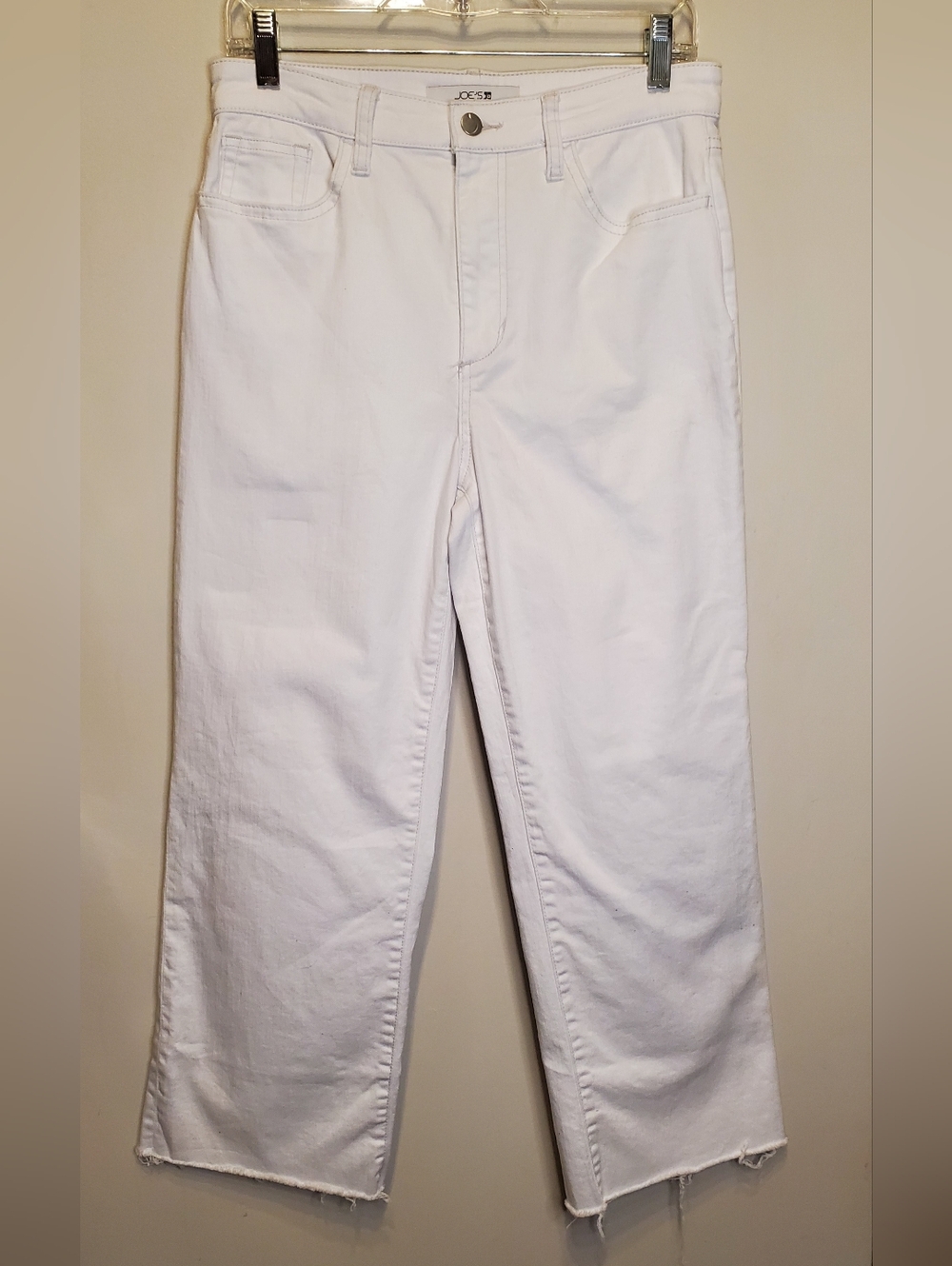 151. Joe's Jeans White Cropped Denim Pants w/ Raw Hem